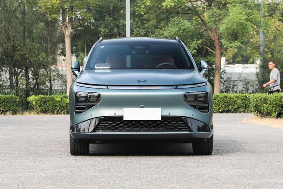 Xpeng G9 702km SUV Electric Car High Speed Left Hand Drive With Abs Airbag