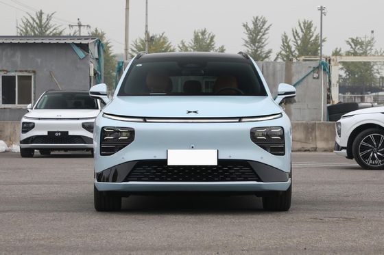 Xpeng G9 702km Suv Electric Car High Speed Lithium Battery Electric Vehicle