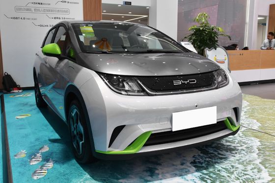 EV BYD Dolphin Electric Car 70kW 405KM Durable 5 Seater 4 Wheel